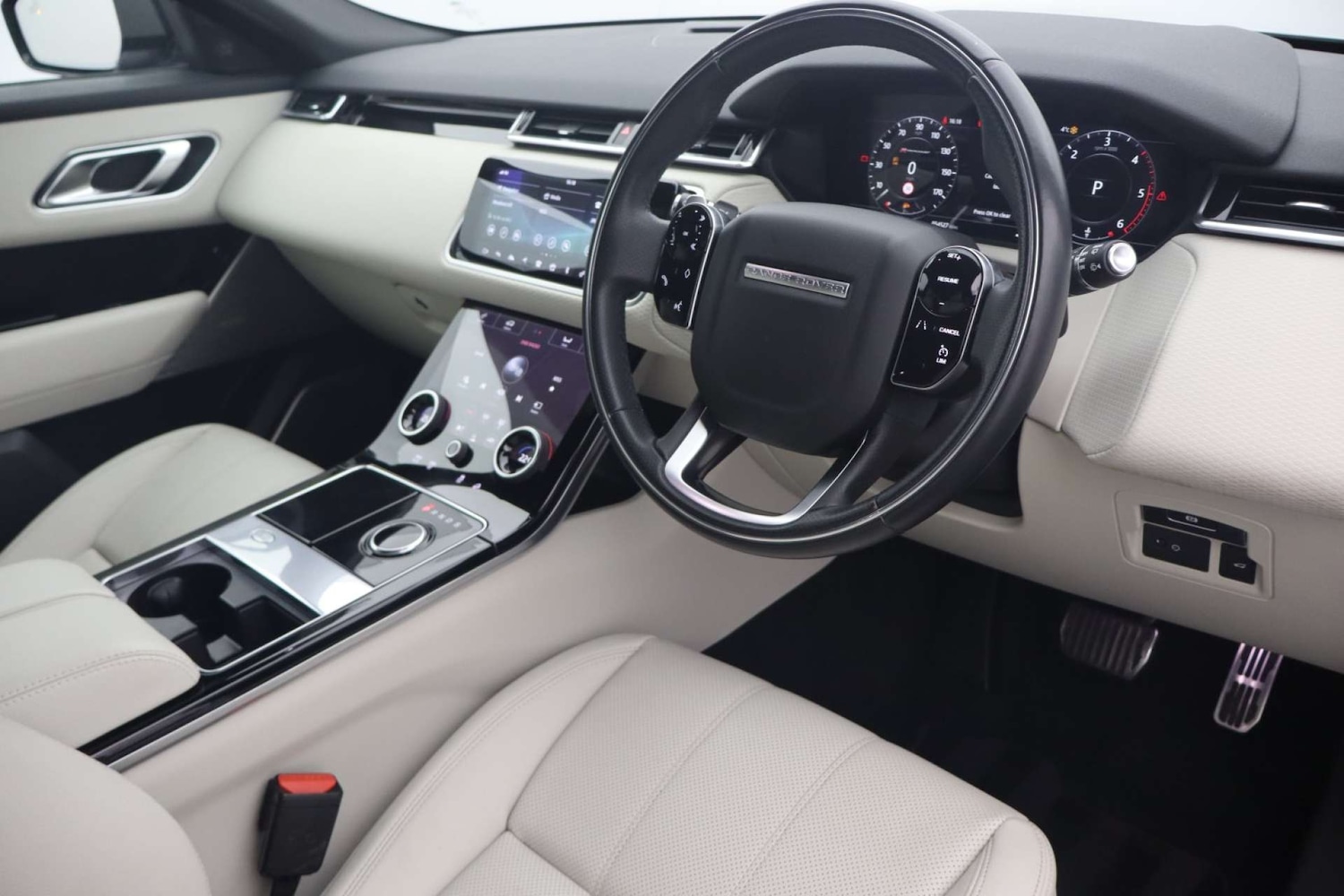 Used Land Rover Range Rover Velar 2017 for sale - 76182678: Photo 13