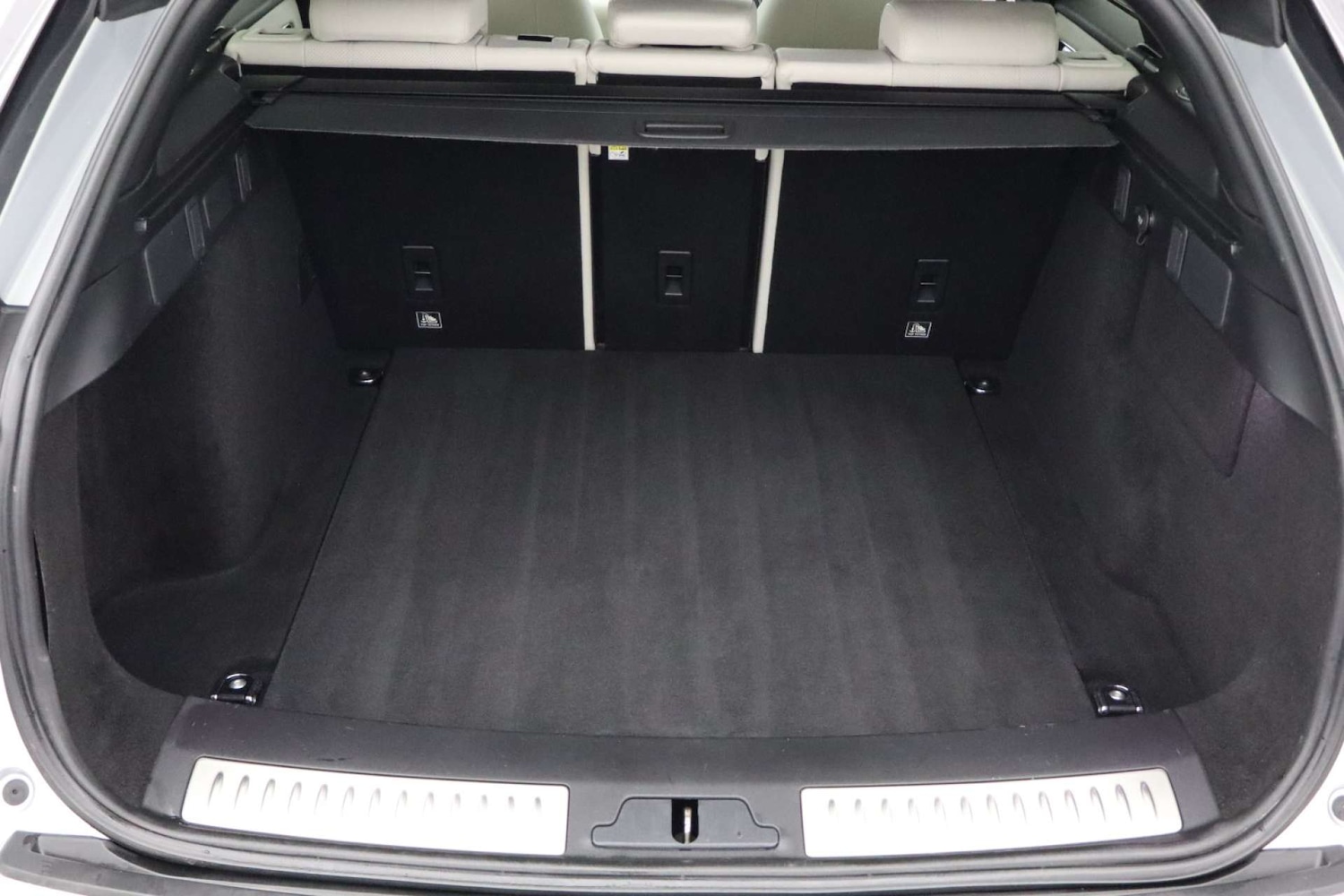 Used Land Rover Range Rover Velar 2017 for sale - 76182678: Photo 15