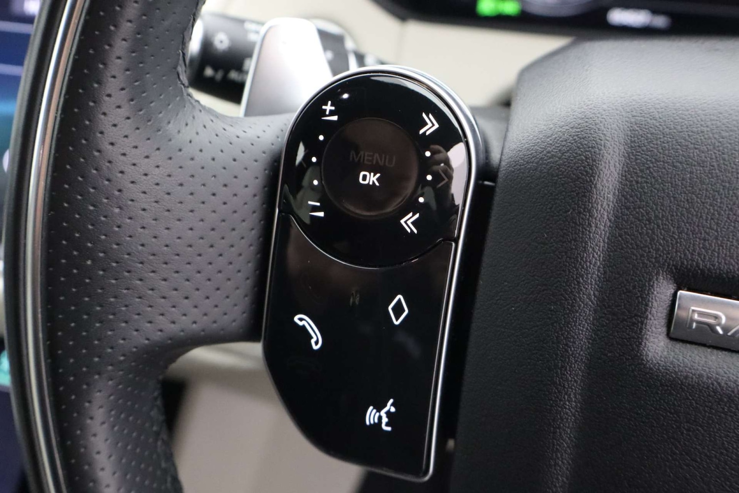 Used Land Rover Range Rover Velar 2017 for sale - 76182678: Photo 27