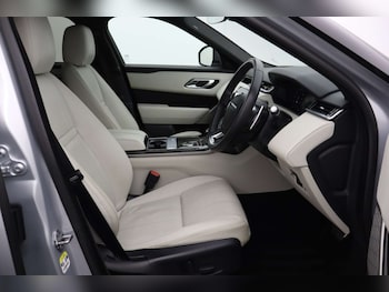 Used Land Rover Range Rover Velar 2017 for sale - 76182678: Photo