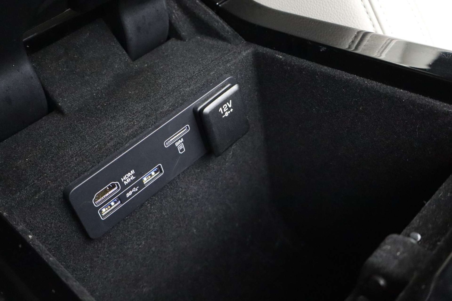 Used Land Rover Range Rover Velar 2017 for sale - 76182678: Photo 40