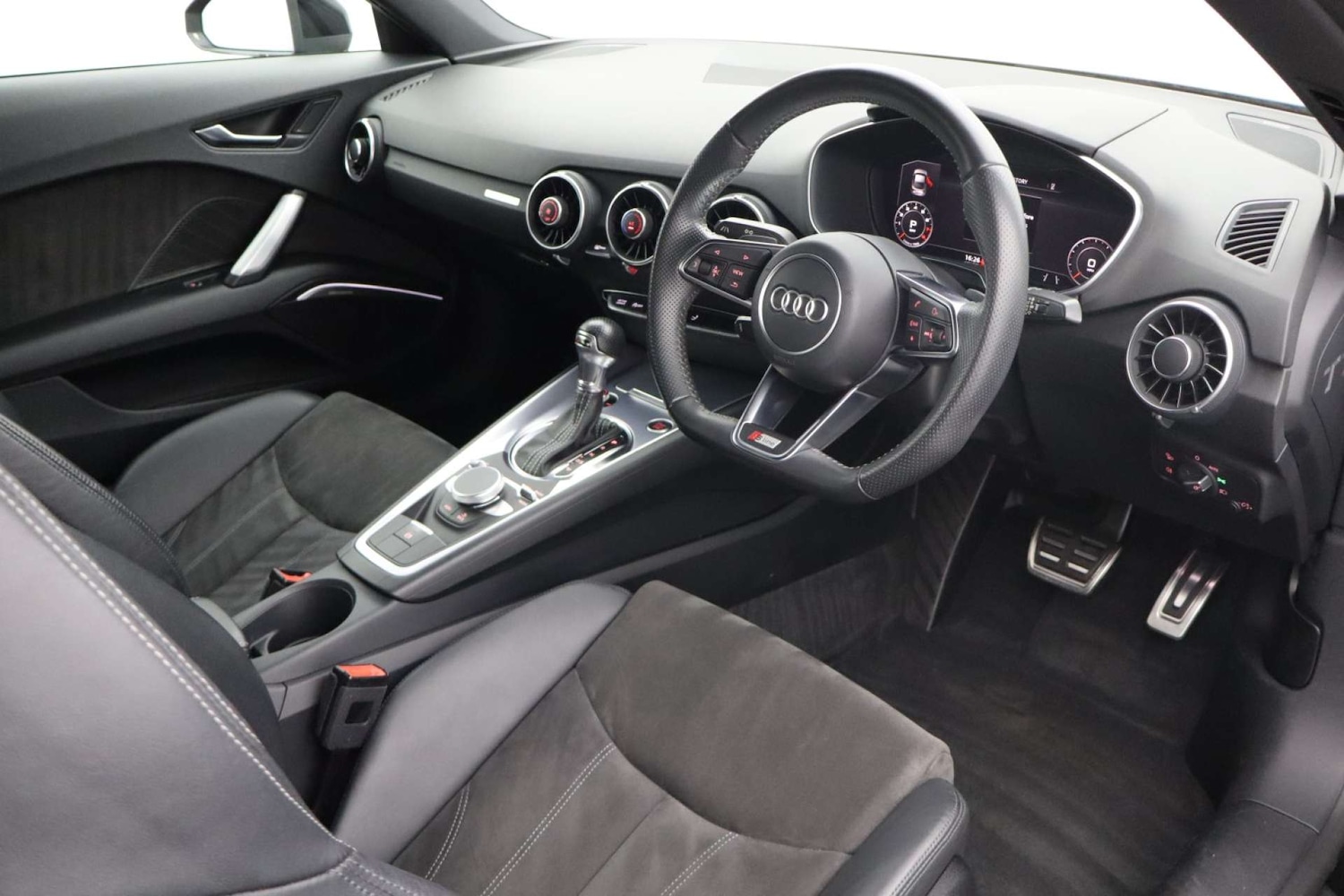 Used Audi TT 2017 for sale - 76182609: Photo 11