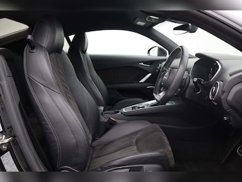 Used Audi TT 2017 for sale - 76182609: Photo 2