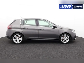 Used Peugeot 308 2017 for sale - 76604223: Photo