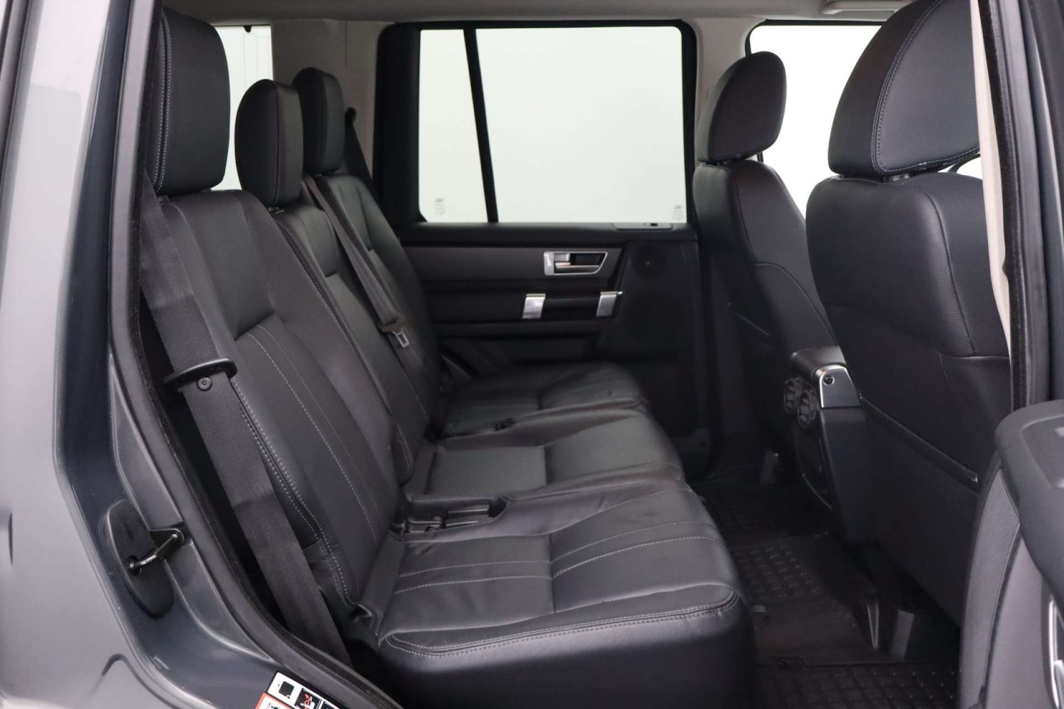 Used Land Rover Discovery 2016 for sale - 76601527: Photo 12