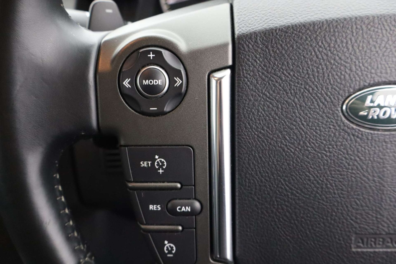 Used Land Rover Discovery 2016 for sale - 76601527: Photo 26