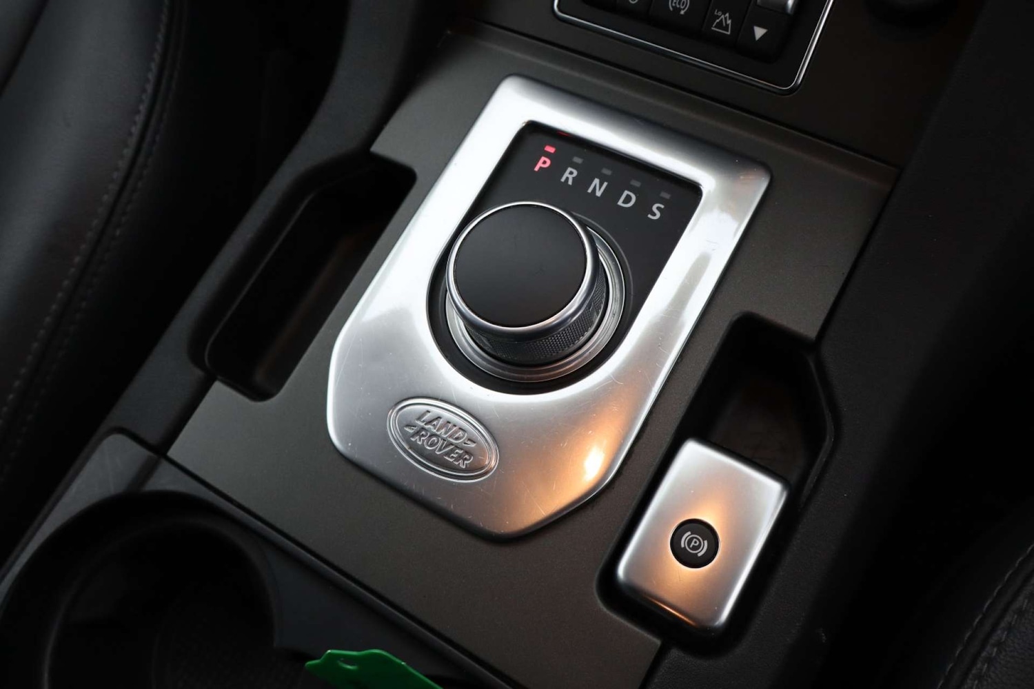 Used Land Rover Discovery 2016 for sale - 76601527: Photo 33