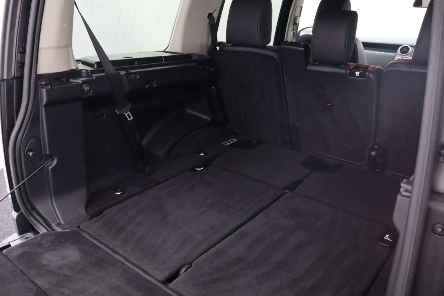 Used Land Rover Discovery 2016 for sale - 76601527: Photo 42