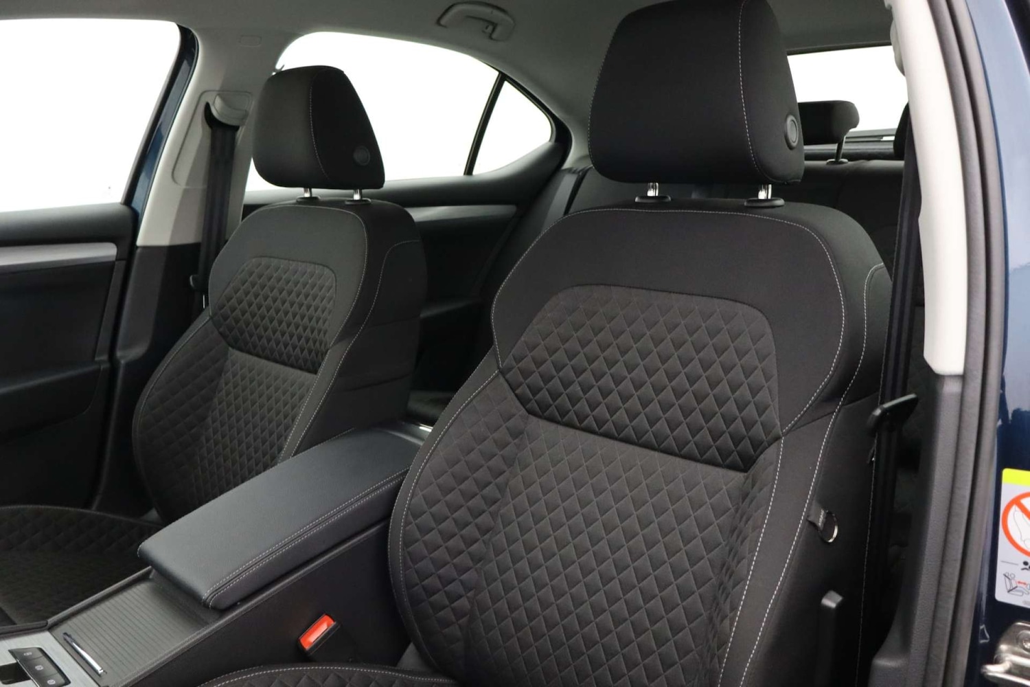 Used Skoda Superb 2023 for sale - 77151107: Photo 34