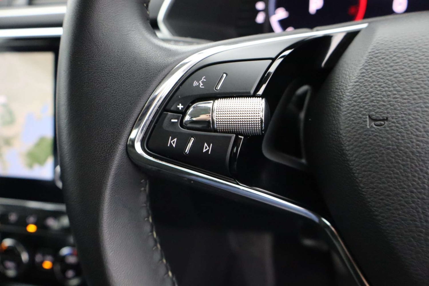 Used Skoda Superb 2023 for sale - 77151107: Photo 39