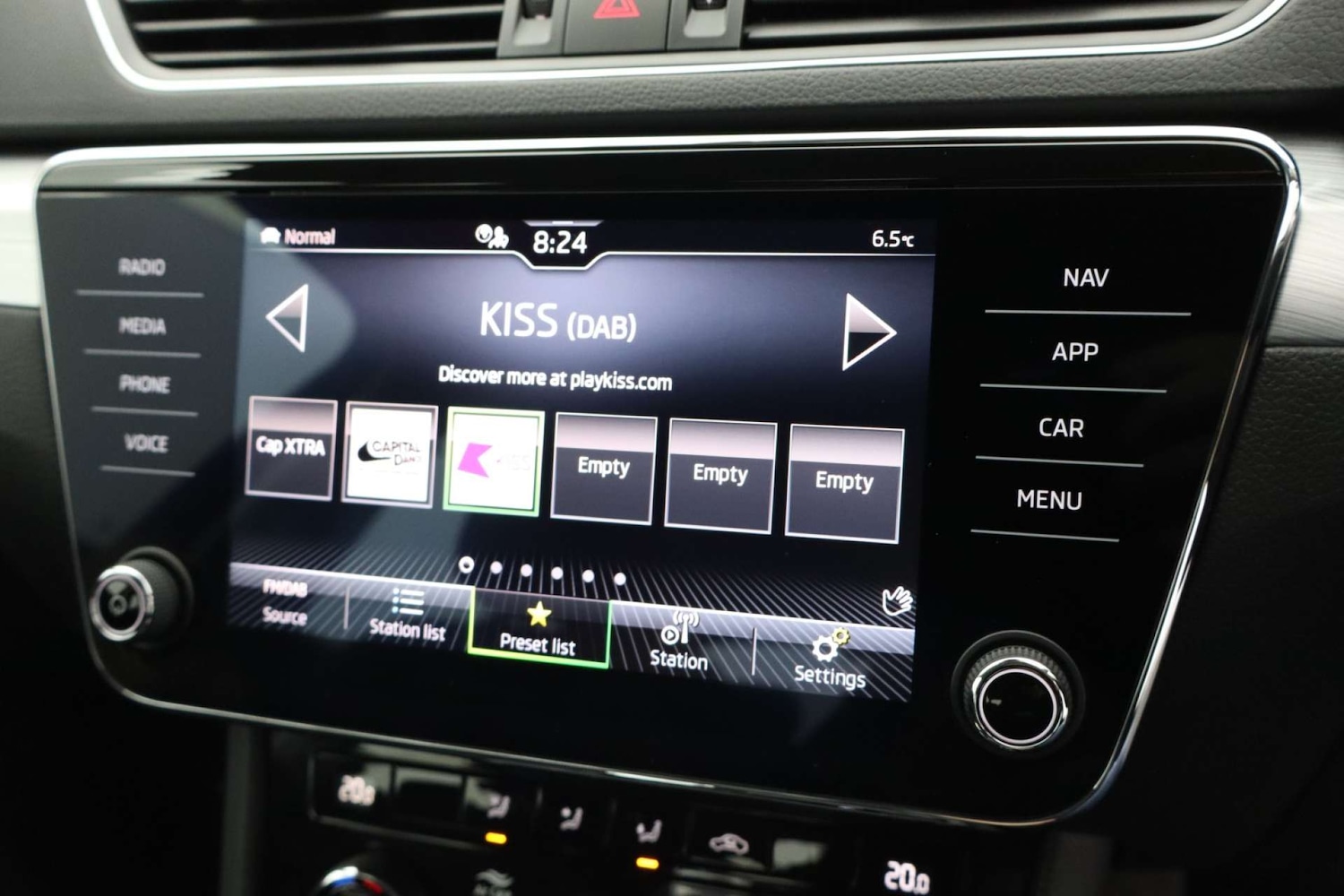 Used Skoda Superb 2023 for sale - 77151107: Photo 46