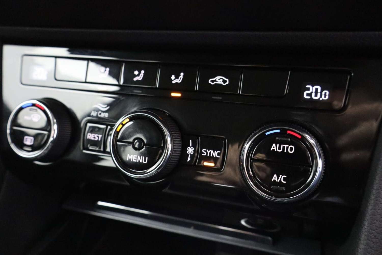 Used Skoda Superb 2023 for sale - 77151107: Photo 51