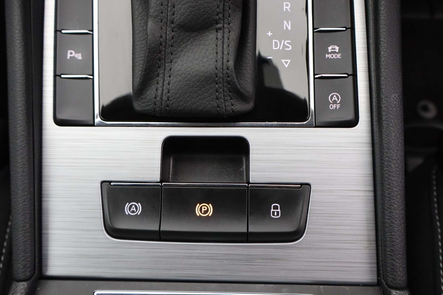 Used Skoda Superb 2023 for sale - 77151107: Photo 53