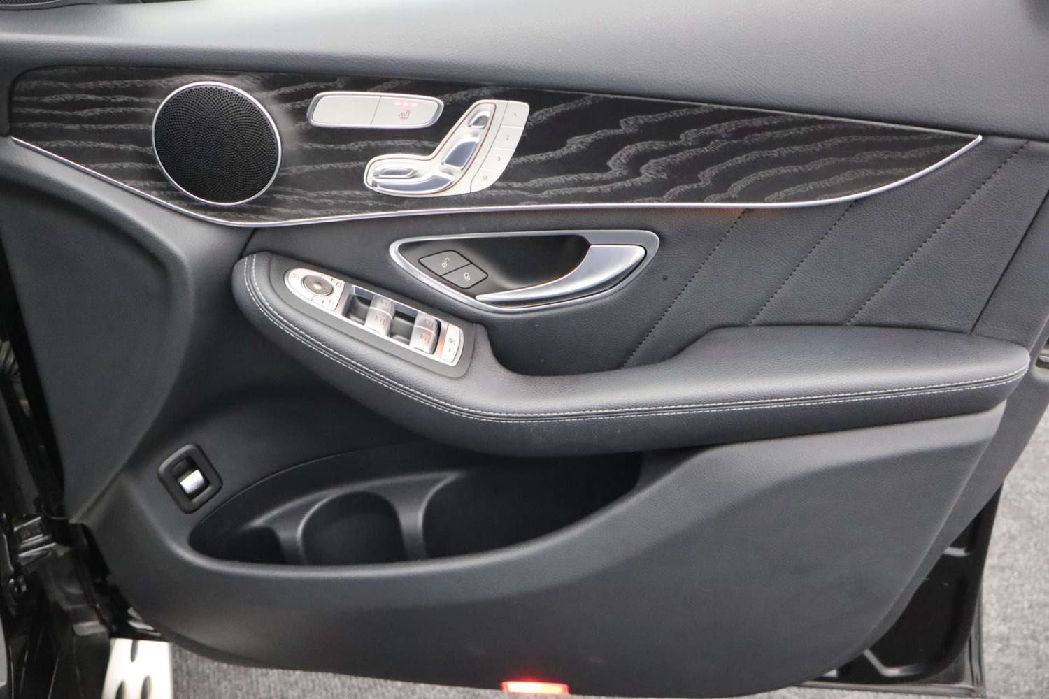 Used Mercedes-Benz GLC 2017 for sale - 77301715: Photo 15