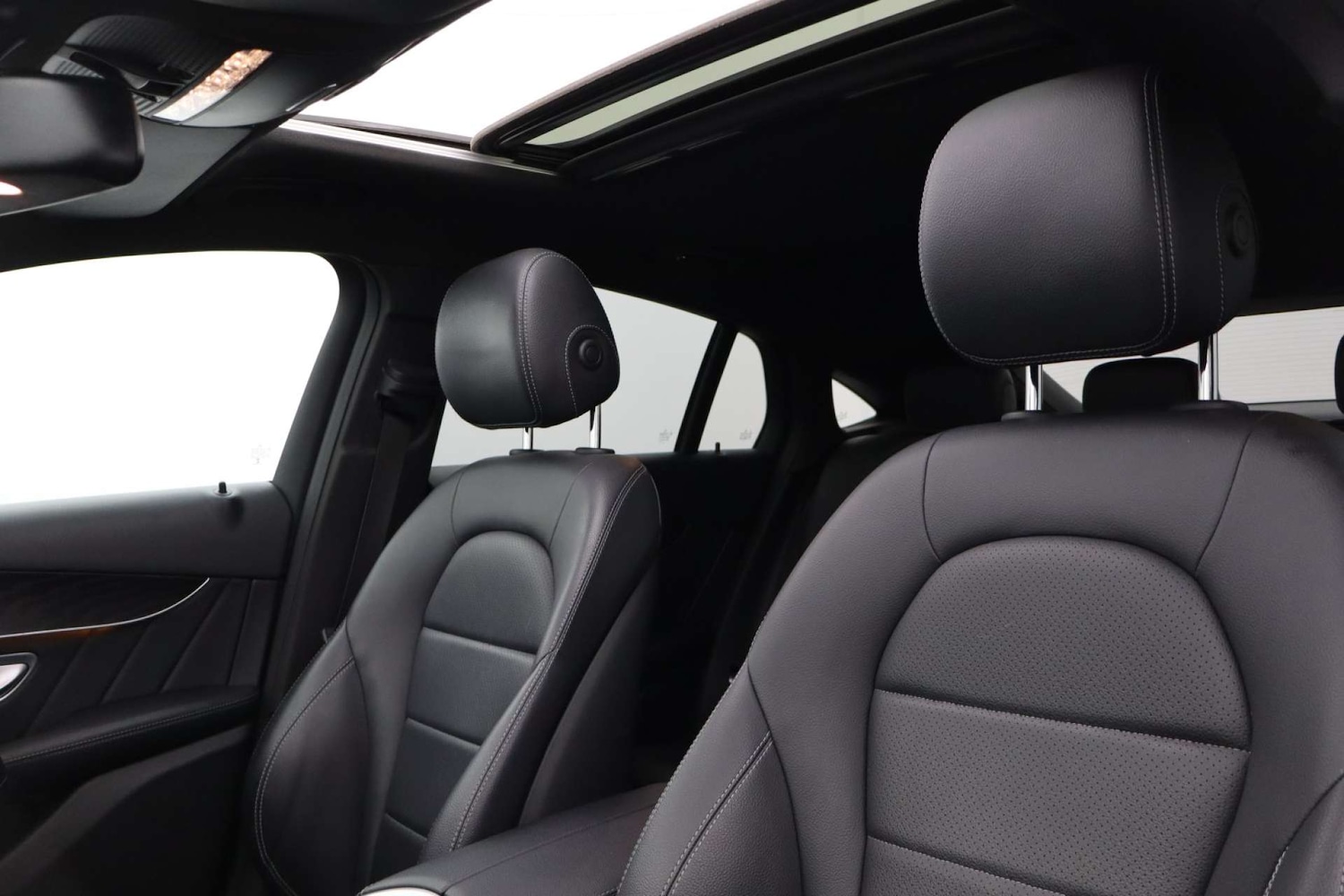 Used Mercedes-Benz GLC 2017 for sale - 77301715: Photo 29