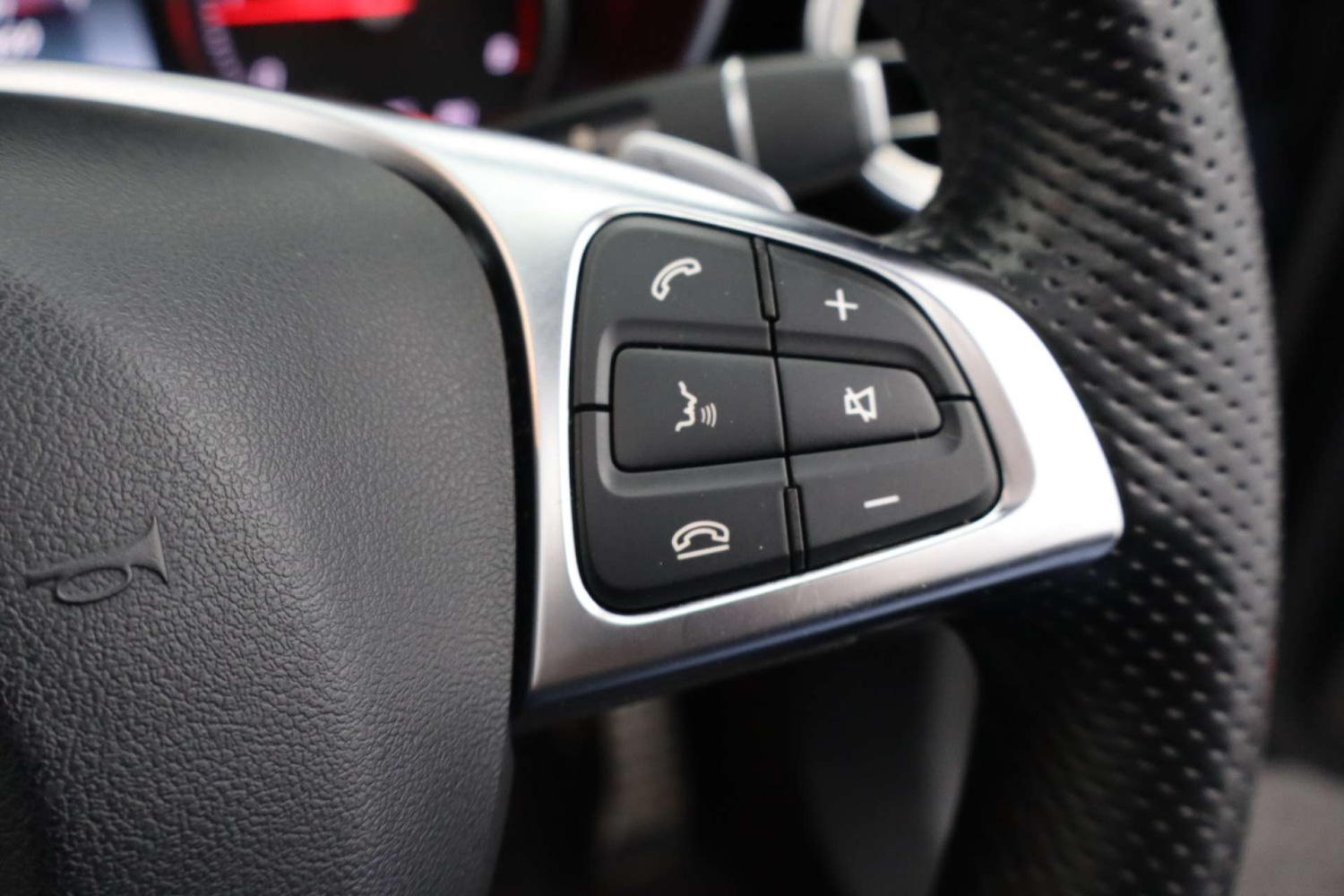 Used Mercedes-Benz GLC 2017 for sale - 77301715: Photo 38