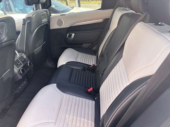 Used Land Rover Discovery 2021 for sale - 78241825: Photo