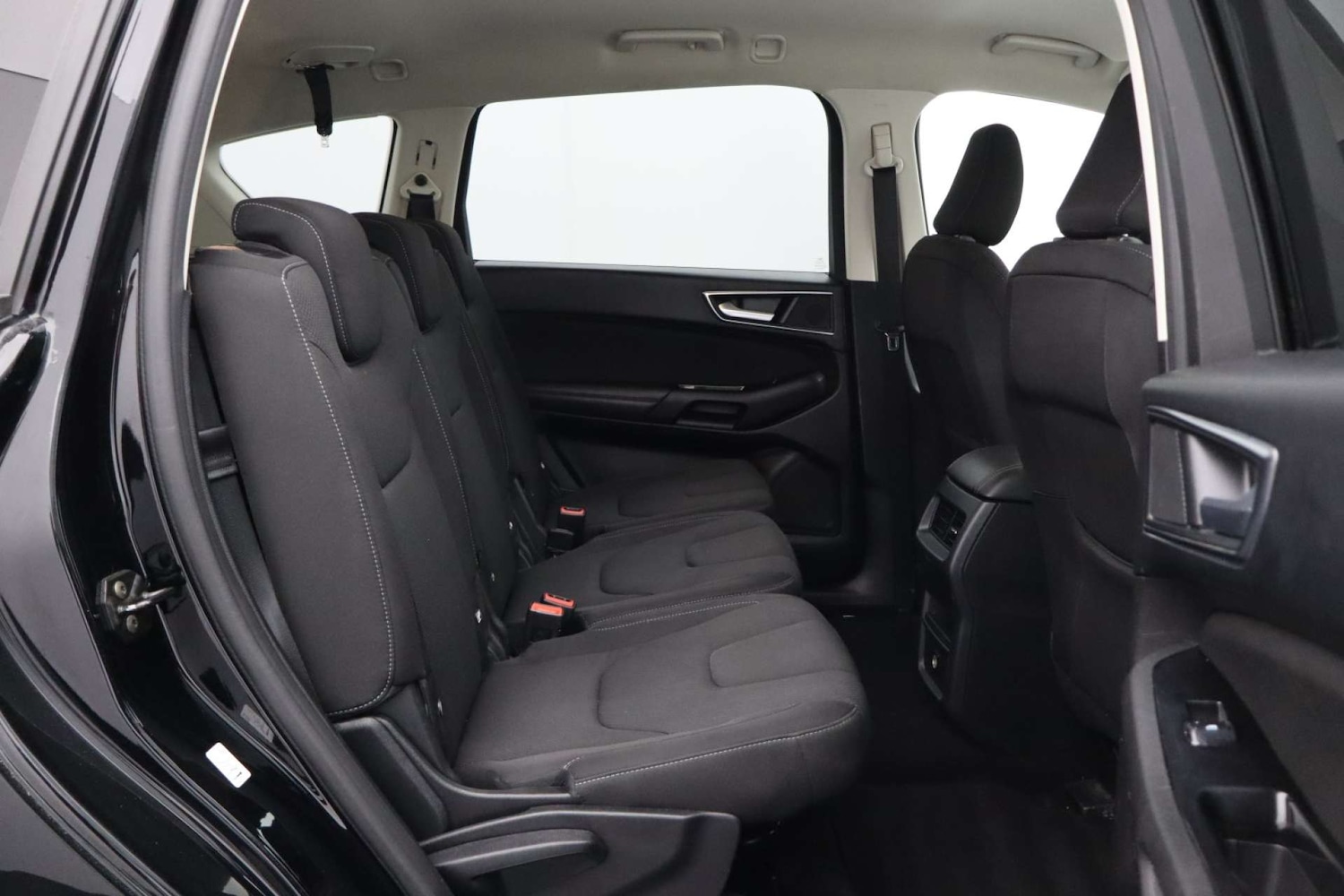 Used Ford S-Max 2017 for sale - 76182634: Photo 13