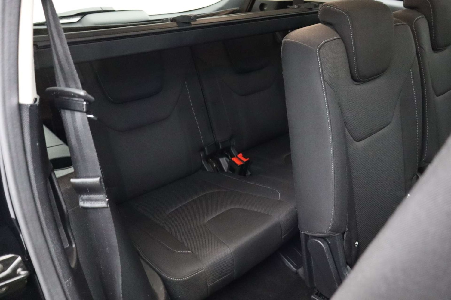 Used Ford S-Max 2017 for sale - 76182634: Photo 15