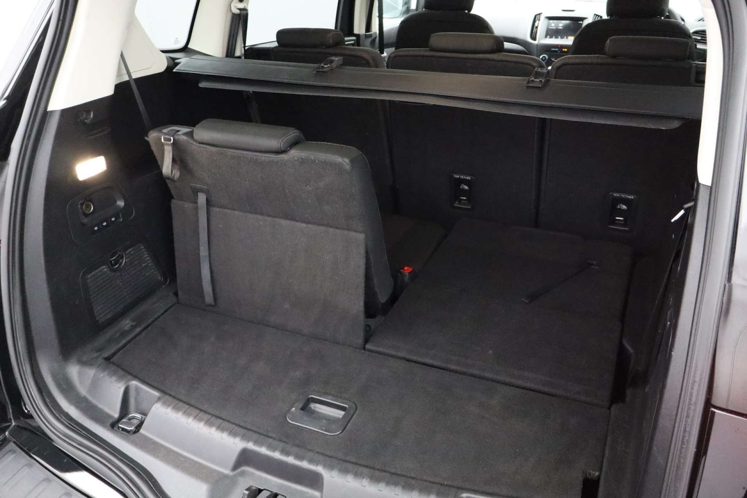 Used Ford S-Max 2017 for sale - 76182634: Photo 18