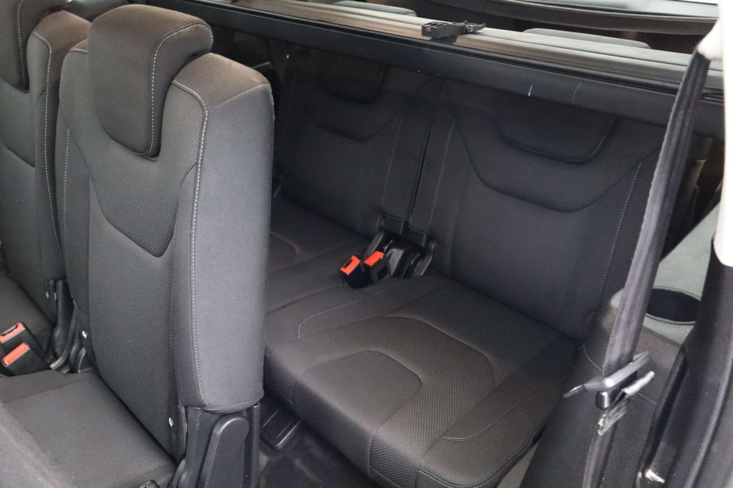 Used Ford S-Max 2017 for sale - 76182634: Photo 19