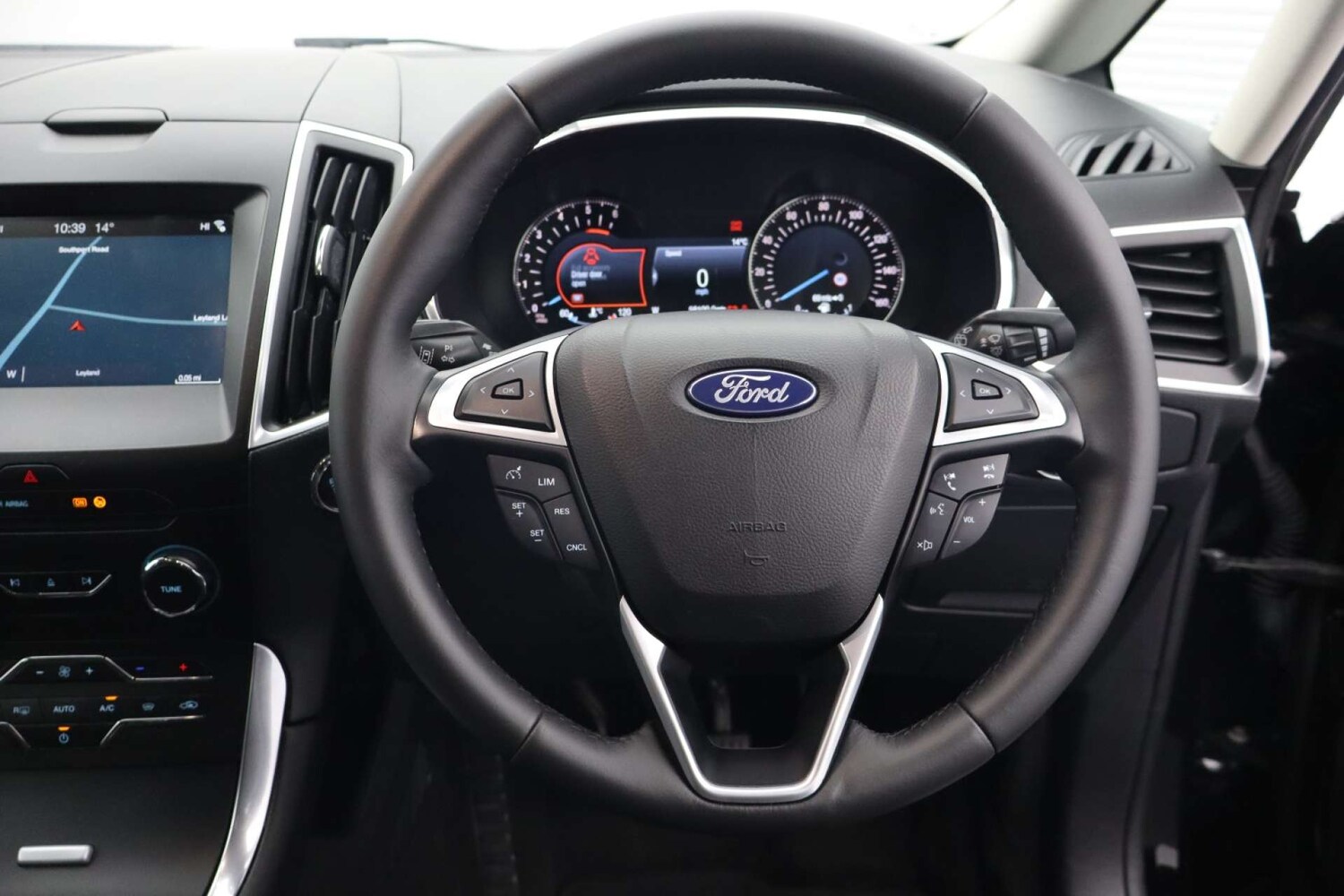 Used Ford S-Max 2017 for sale - 76182634: Photo 24