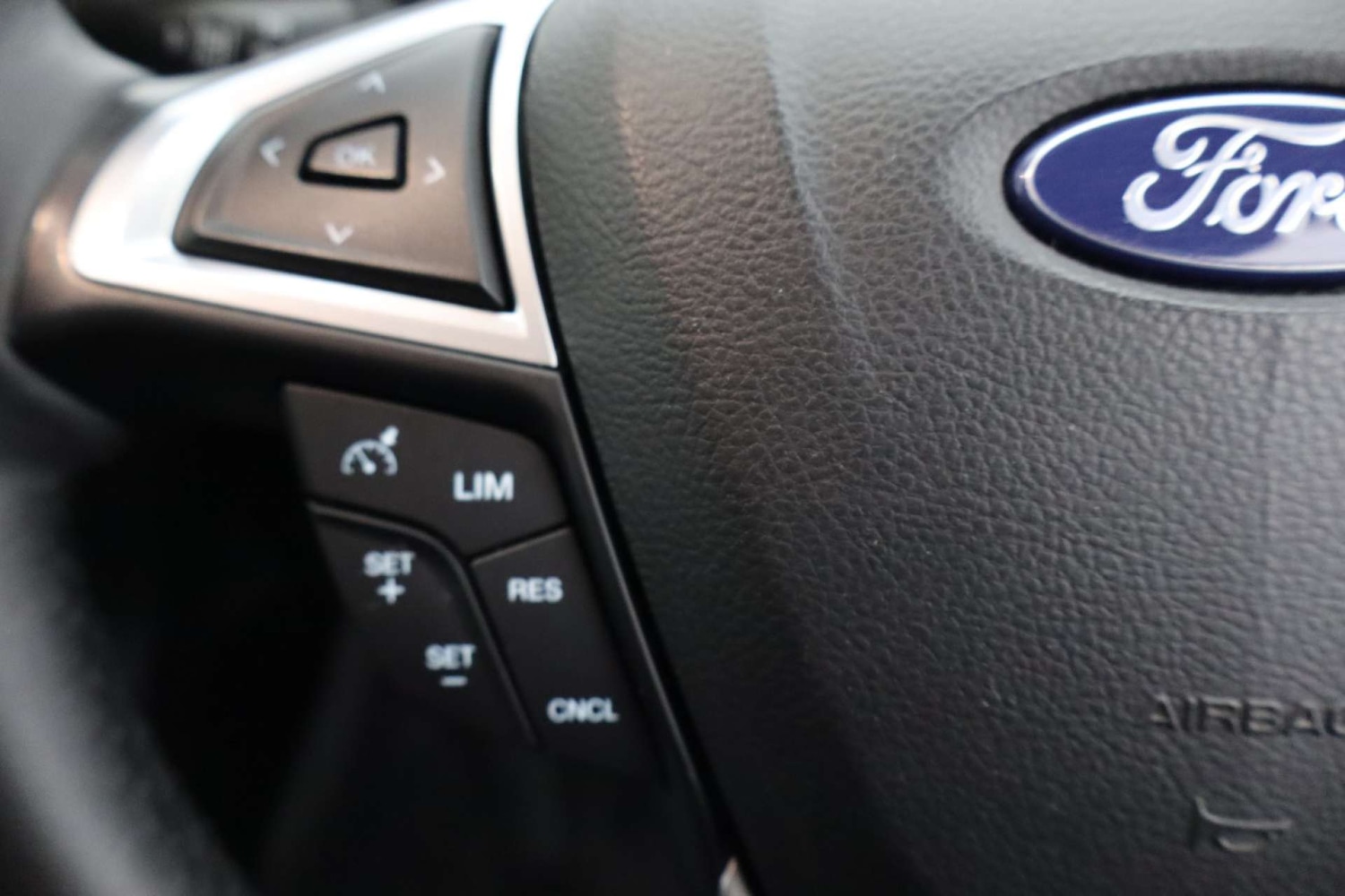 Used Ford S-Max 2017 for sale - 76182634: Photo 25