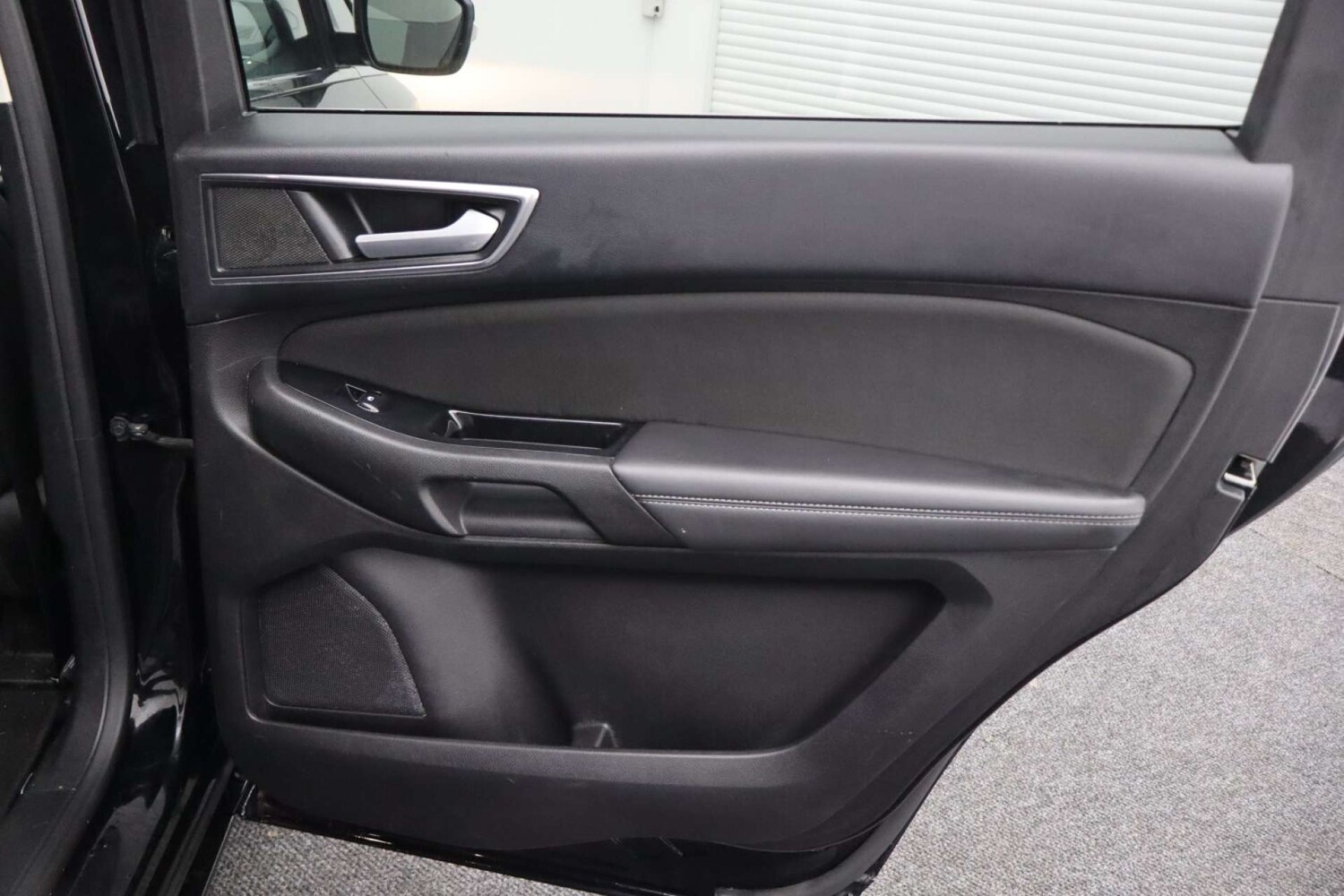 Used Ford S-Max 2017 for sale - 76182634: Photo 41