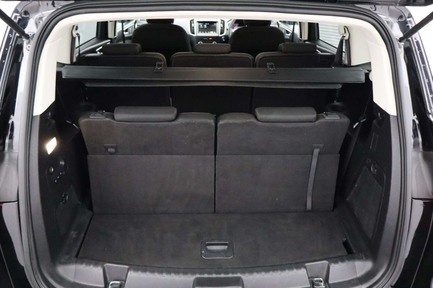 Used Ford S-Max 2017 for sale - 76182634: Photo 42