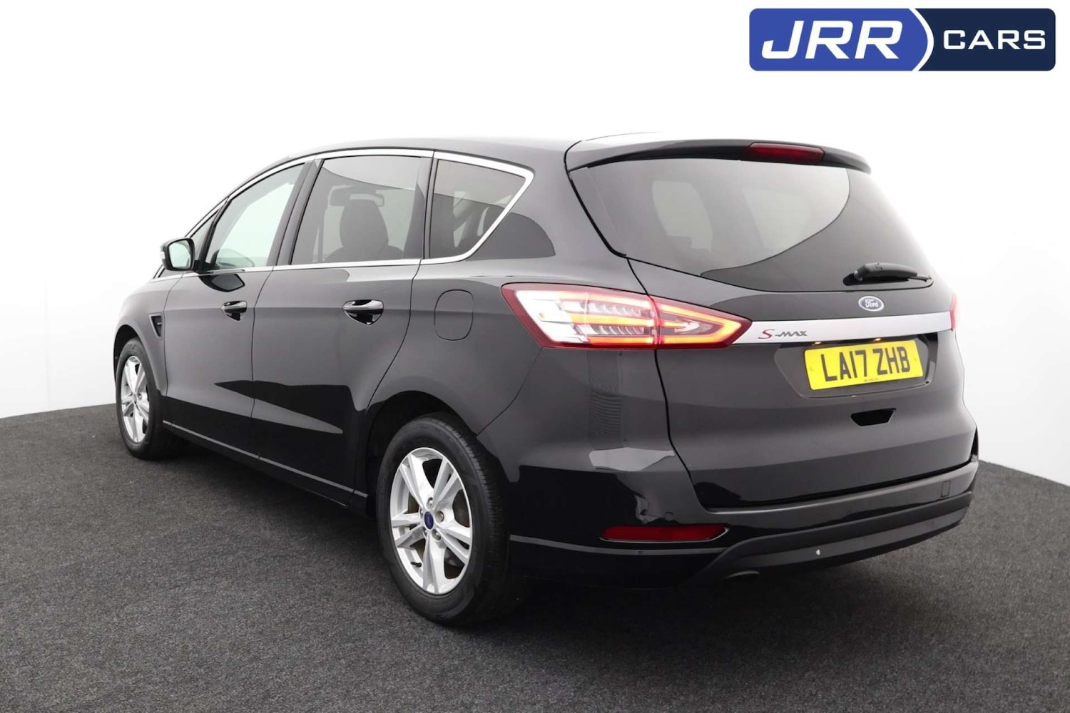 Used Ford S-Max 2017 for sale - 76182634: Photo 8