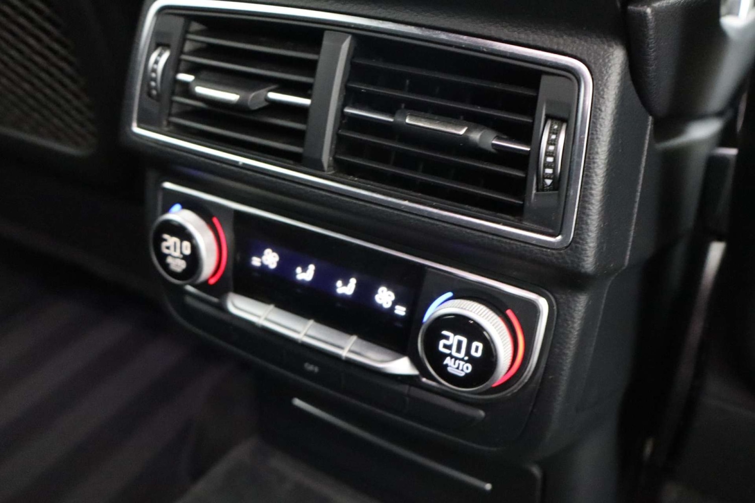 Used Audi Q7 2016 for sale - 76182705: Photo 24