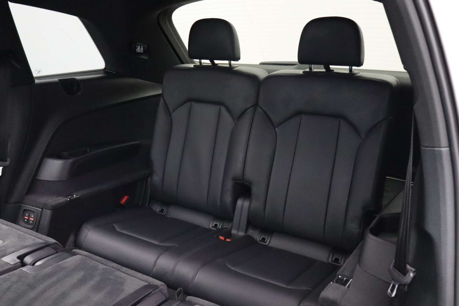 Used Audi Q7 2016 for sale - 76182705: Photo 28