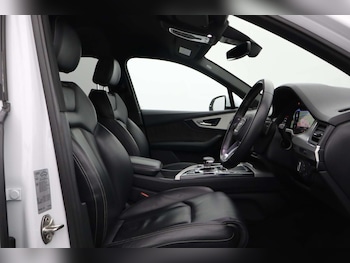 Used Audi Q7 2016 for sale - 76182705: Photo 2