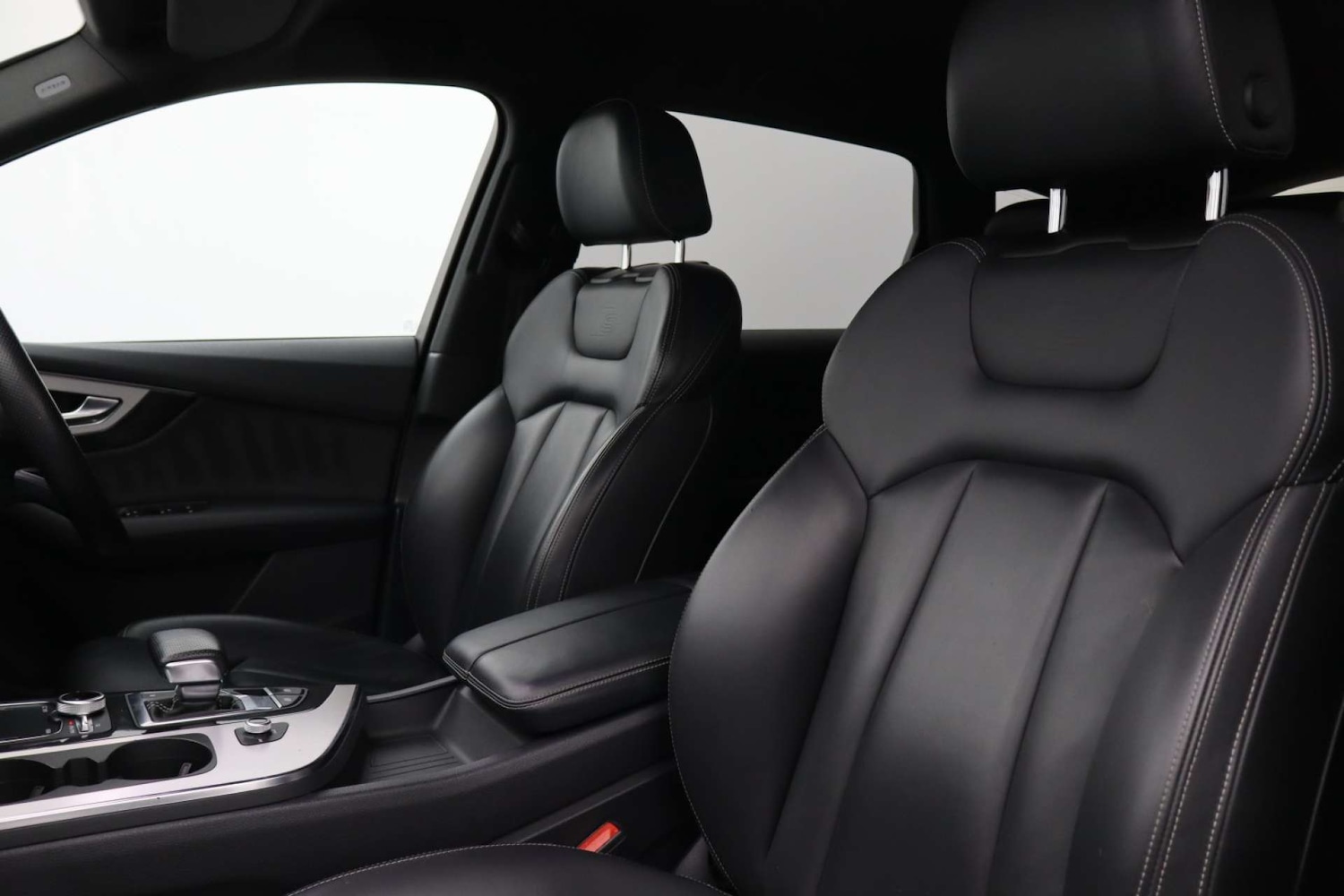 Used Audi Q7 2016 for sale - 76182705: Photo 40