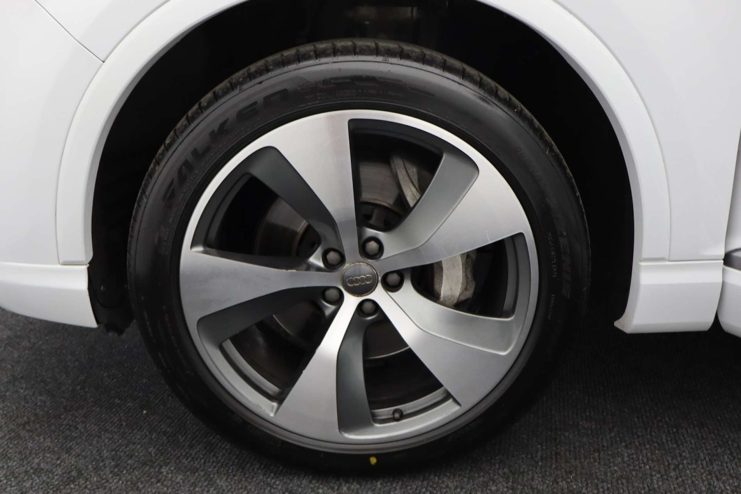 Used Audi Q7 2016 for sale - 76182705: Photo 69