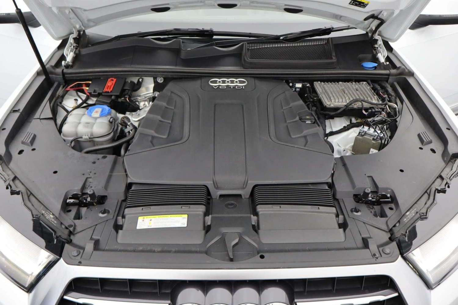 Used Audi Q7 2016 for sale - 76182705: Photo 70