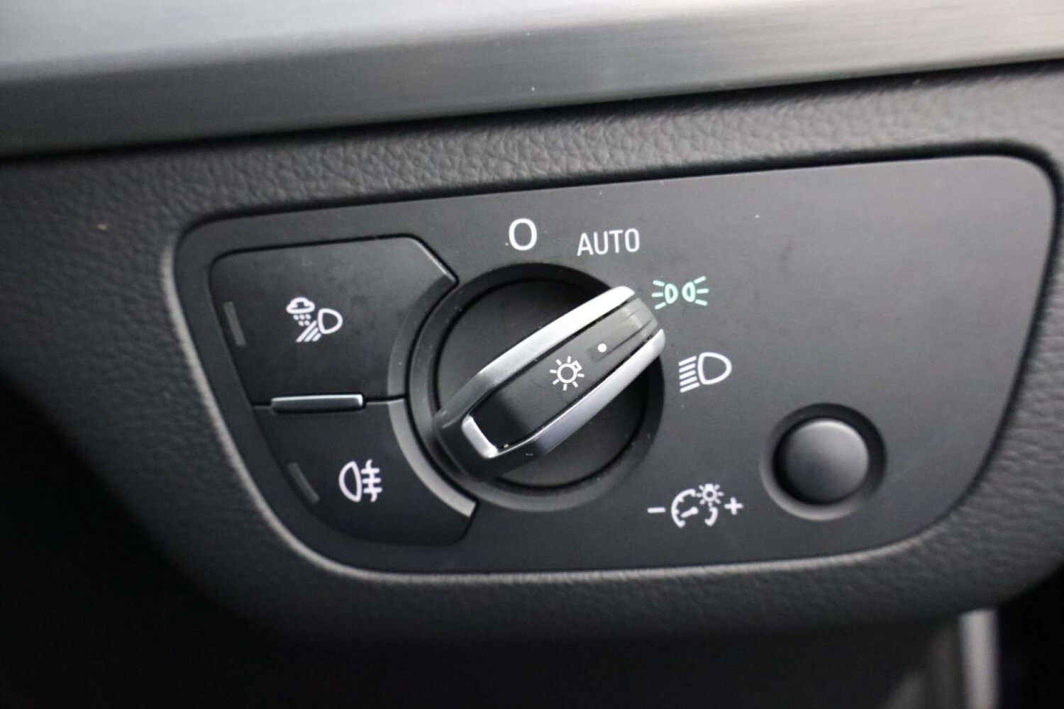 Used Audi Q5 2018 for sale - 76581928: Photo 42