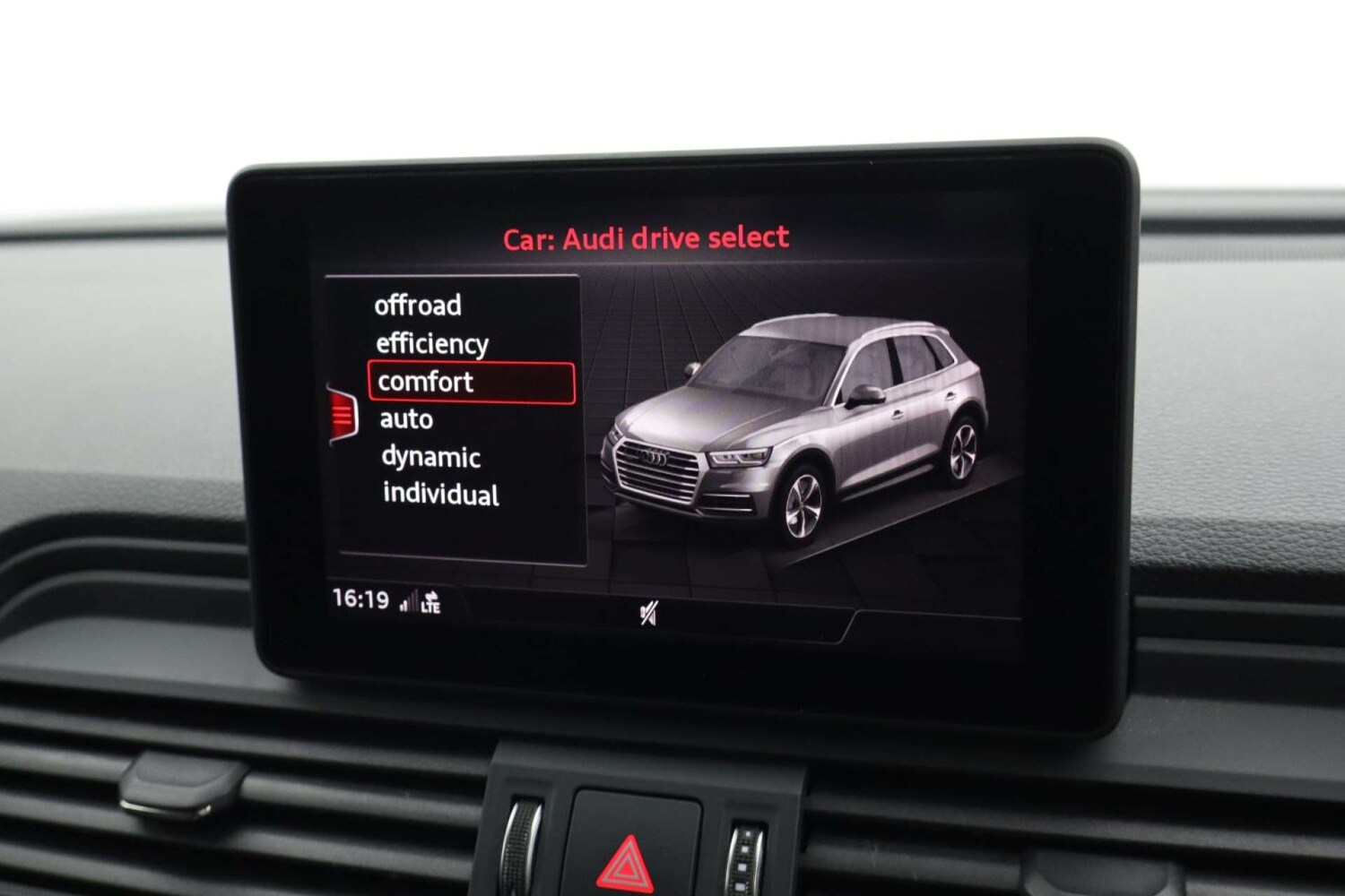 Used Audi Q5 2018 for sale - 76581928: Photo 43