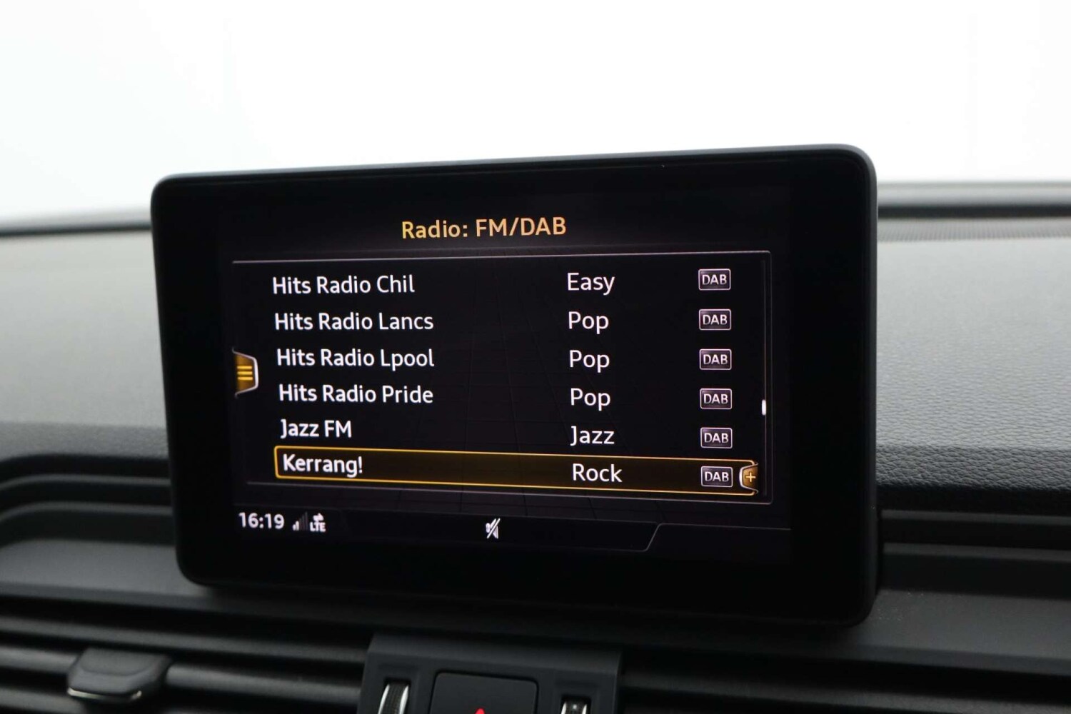 Used Audi Q5 2018 for sale - 76581928: Photo 45