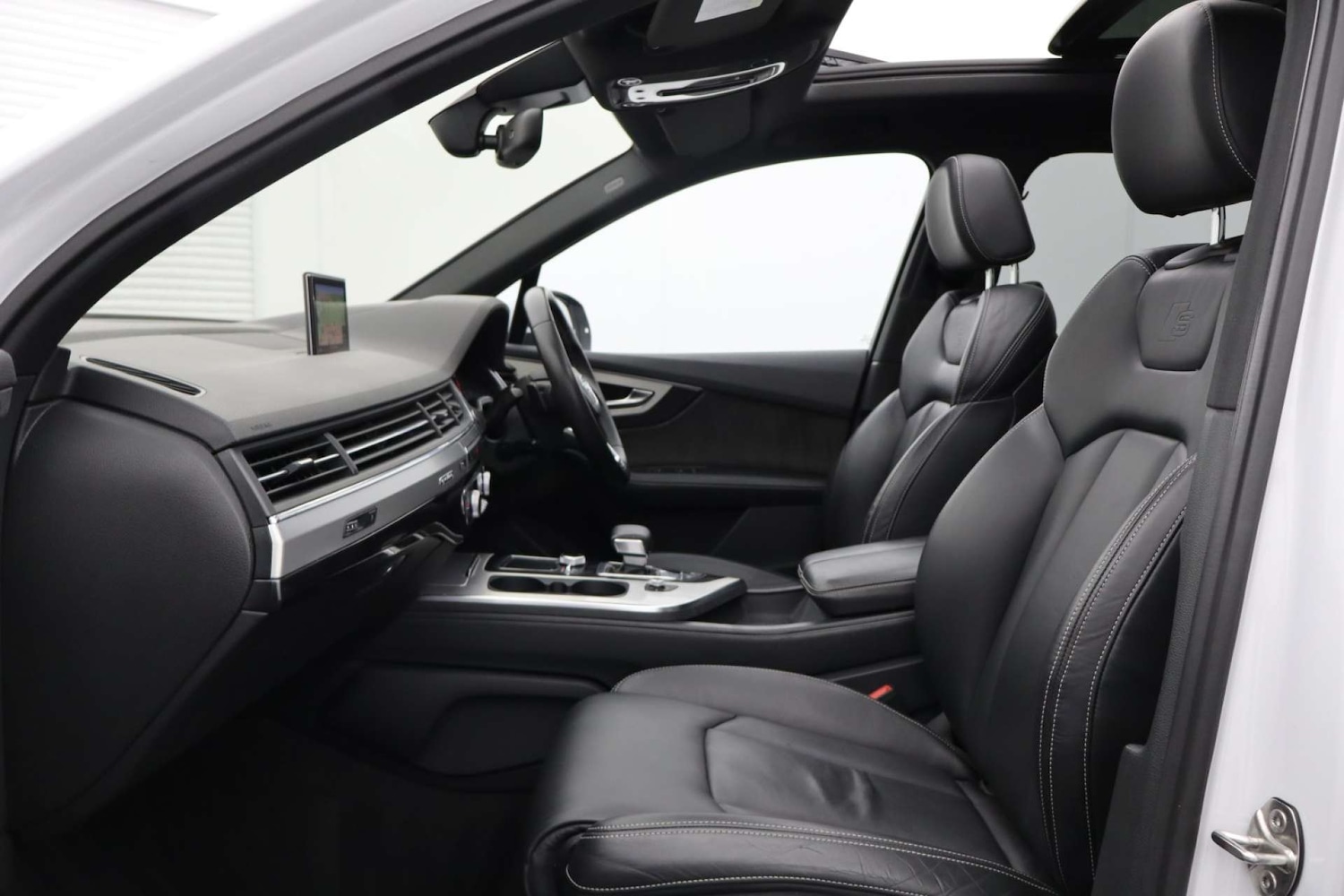 Used Audi Q7 2015 for sale - 76182723: Photo 38