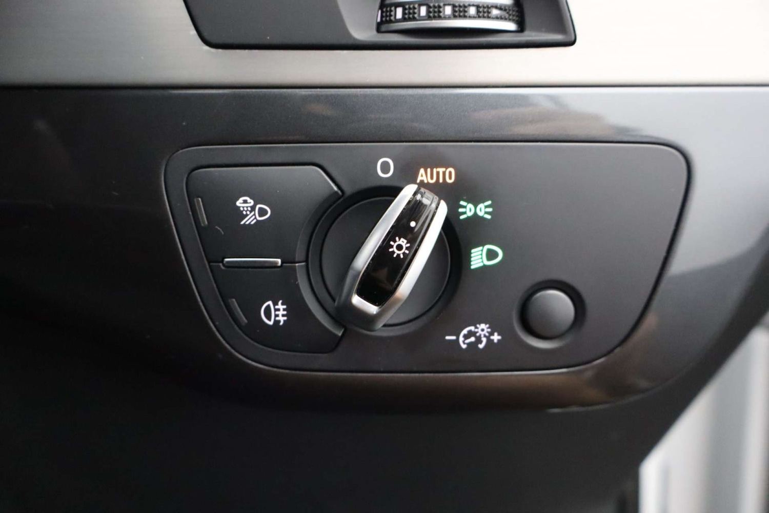 Used Audi Q7 2015 for sale - 76182723: Photo 52