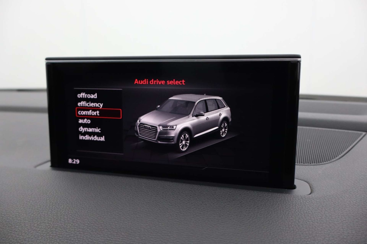 Used Audi Q7 2015 for sale - 76182723: Photo 56