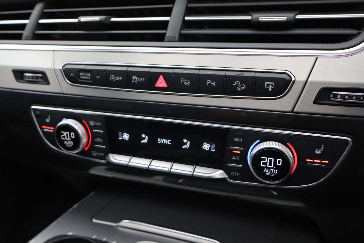 Used Audi Q7 2015 for sale - 76182723: Photo 58