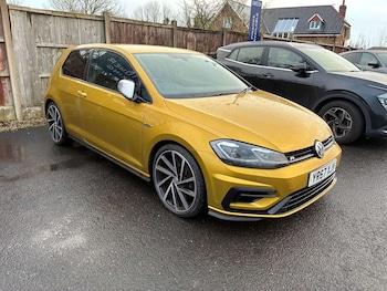 Used Volkswagen Golf 2017 for sale - 77621930: Photo