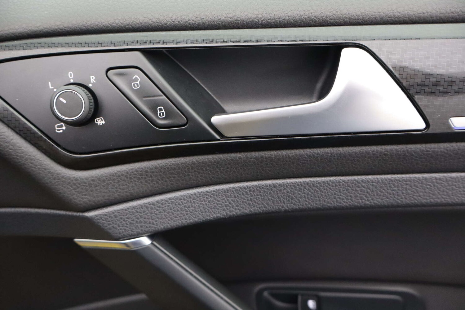 Used Volkswagen Golf 2017 for sale - 77621930: Photo 22