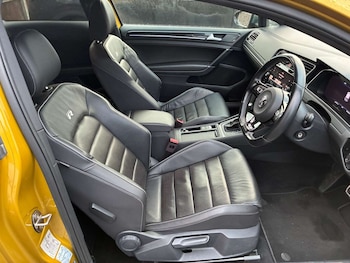 Used Volkswagen Golf 2017 for sale - 77621930: Photo