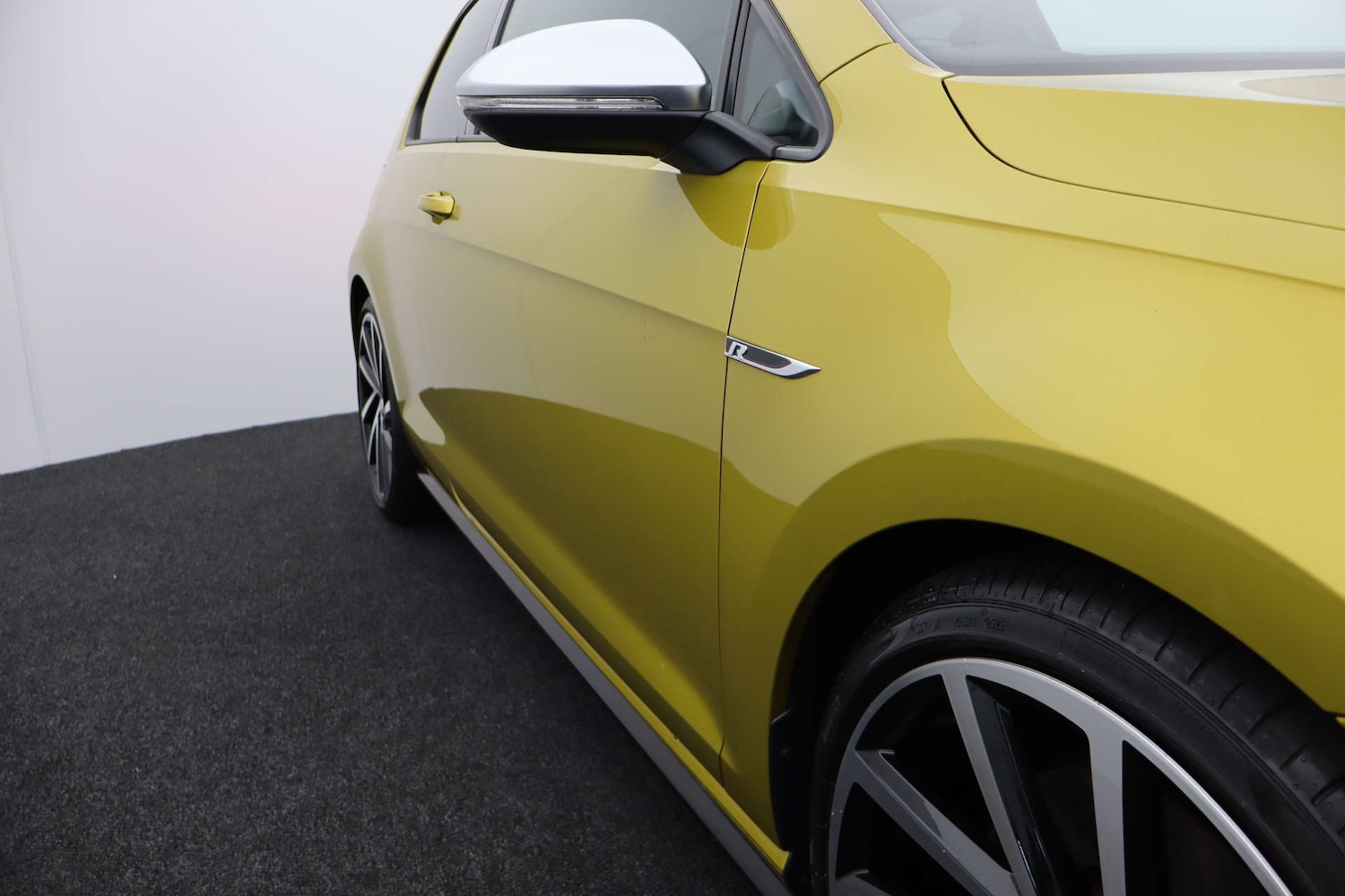 Used Volkswagen Golf 2017 for sale - 77621930: Photo 37