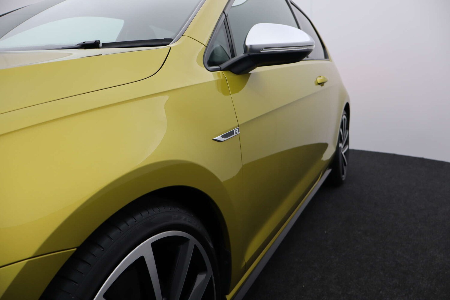 Used Volkswagen Golf 2017 for sale - 77621930: Photo 42