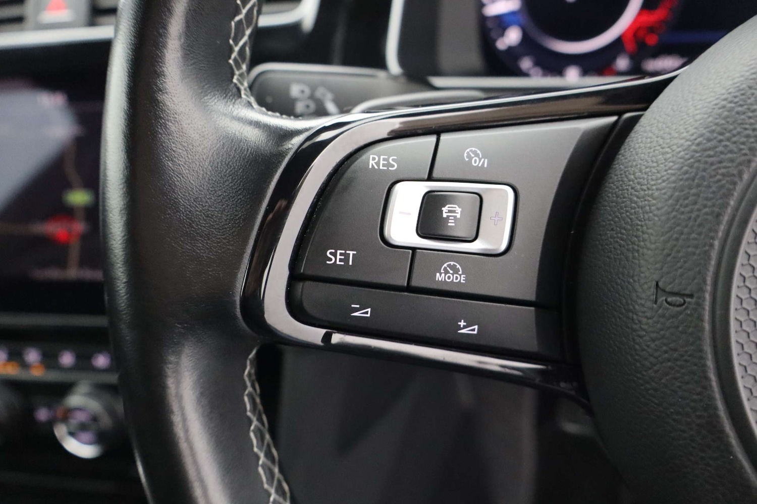 Used Volkswagen Golf 2017 for sale - 77621930: Photo 45