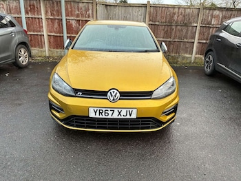 Used Volkswagen Golf 2017 for sale - 77621930: Photo